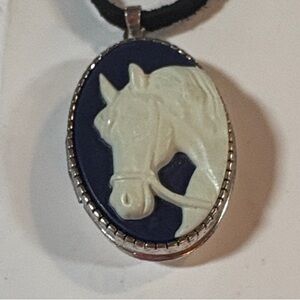Elegant Horse Cameo Pendant Necklace
